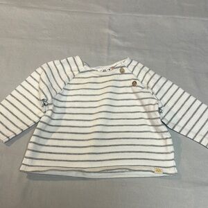 Zara Gray and White Long Sleeve Tee with Raglan Sleeves